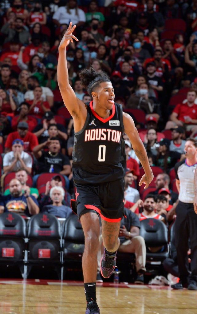 九博体育 -本菲卡训练开放日，今晨手感冰凉引欢呼，法国杯在即，赛季目标并未改变的简单介绍