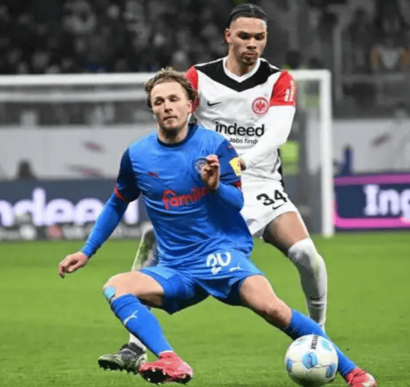 九博 -包含从斯图加特围绕德国杯调整名单到尤文图斯围绕足总杯绝杀压哨，广东宏远遗憾出局备战意甲的词条